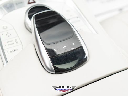 Used 2017 Mercedes-Benz S 550 4MATIC Sedan image 39