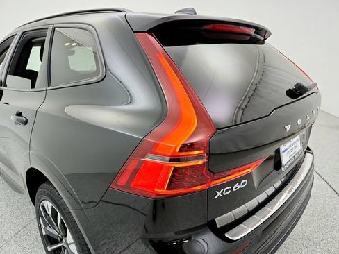 New 2026 Volvo XC60 B5 Plus w/ Protection Package Premier AWD/4WD image 31