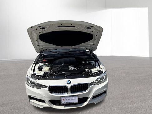 Used 2013 BMW 335i xDrive Sedan AWD/4WD image 29