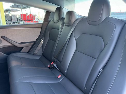 Used 2024 Tesla Model 3 image 37