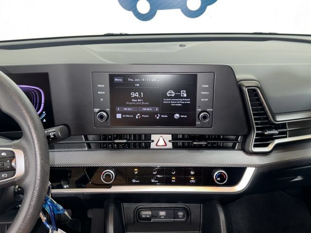 Used 2025 Kia Sportage LX FWD image 8