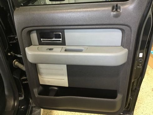 Used 2013 Ford F150 XLT w/ Luxury Equipment Group image 45