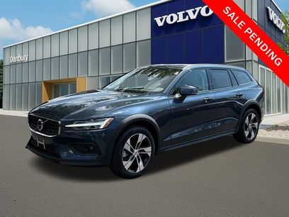 Certified 2025 Volvo V60 B5 Cross Country Plus