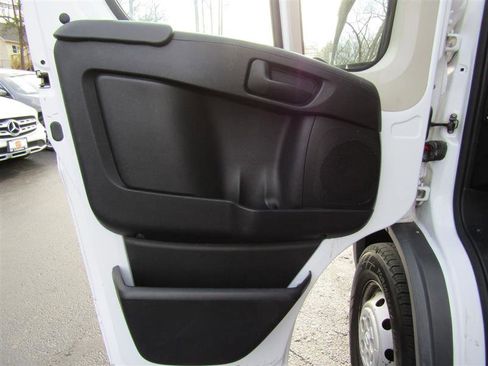 Used 2017 RAM ProMaster 2500 image 9