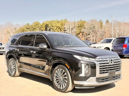 Used 2024 Hyundai Palisade Calligraphy AWD/4WD image 6