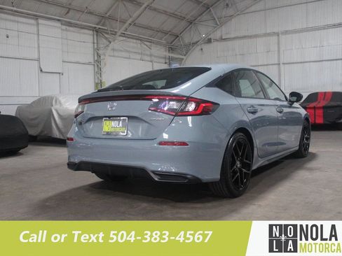 Used 2022 Honda Civic Sport image 11