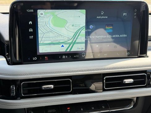 New 2026 Lincoln Aviator AWD image 13