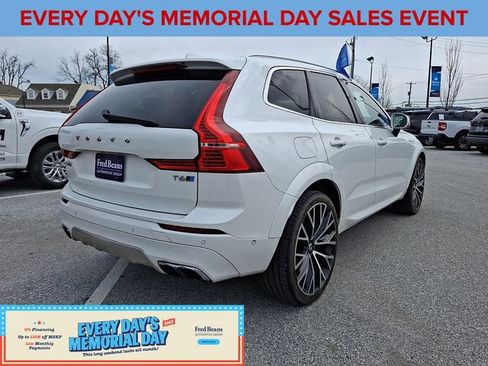 Used 2018 Volvo XC60 T6 Momentum w/ Advanced Package AWD/4WD image 10