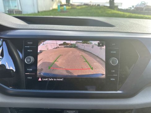 Used 2023 Volkswagen Taos SE FWD image 43