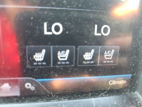 Used 2013 Ford F150 Lariat w/ Mid Equipment Group AWD/4WD image 18