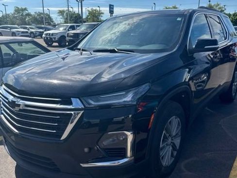 Used 2023 Chevrolet Traverse LT w/ LPO, Floor Liner Package AWD/4WD image 1