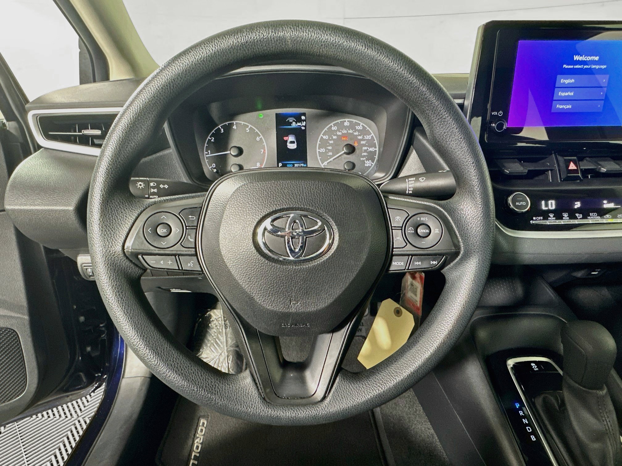 Used 2023 Toyota Corolla LE FWD image 15