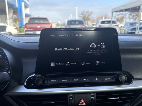 Used 2024 Kia Forte LXS image 12