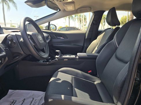 Used 2025 Toyota Prius XLE image 20