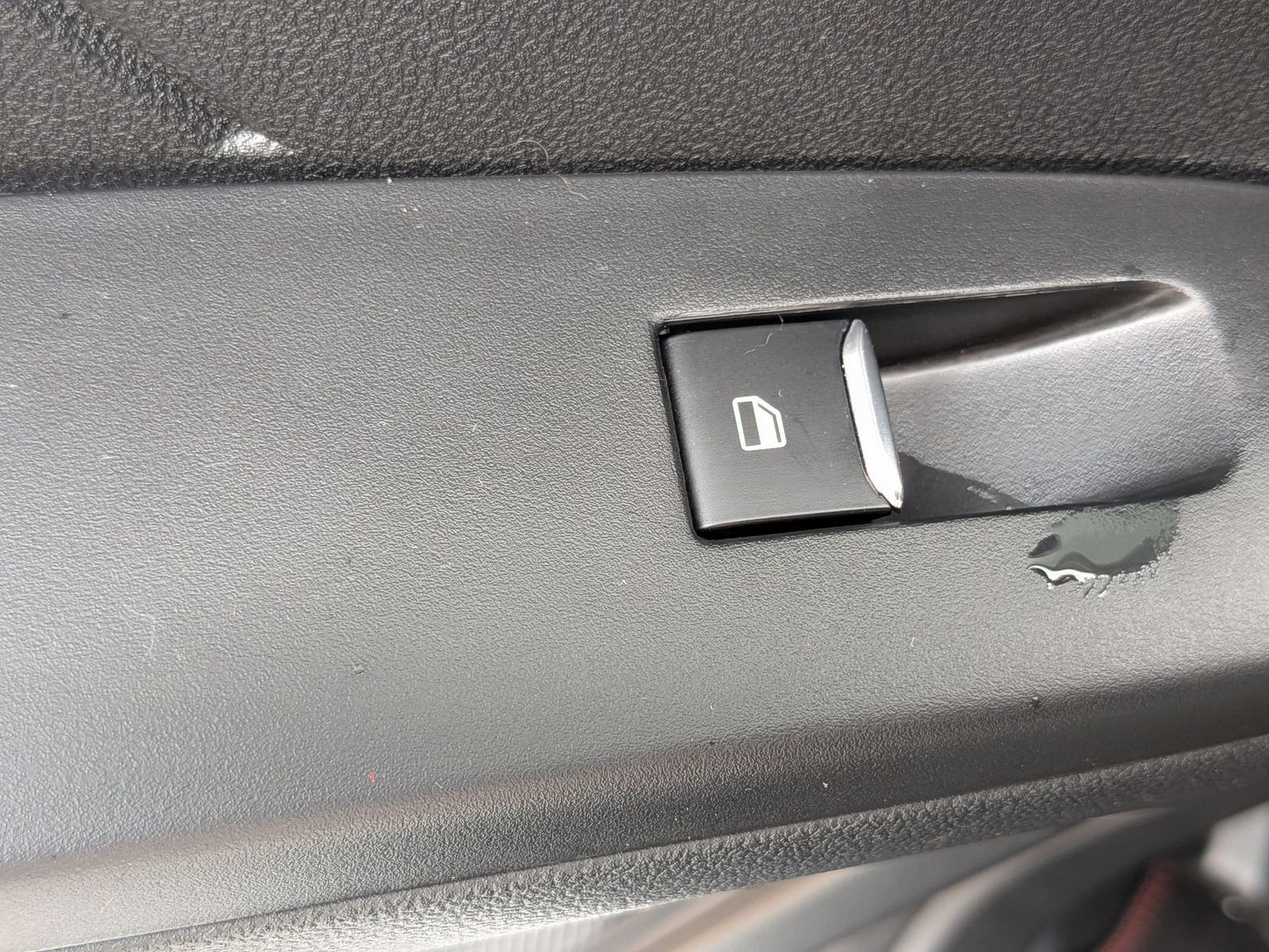 Used 2023 Ford Escape ST-Line w/ Equipment Group 301A FWD image 28