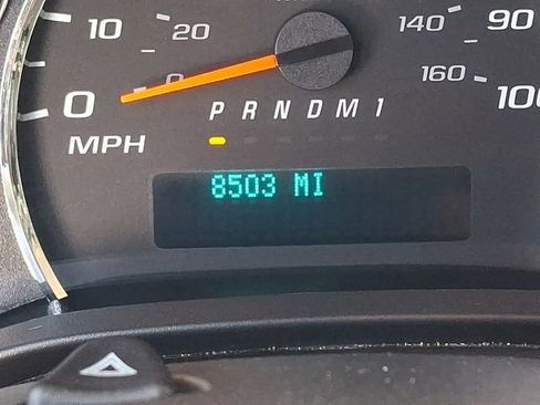 Used 2024 GMC Savana 2500 w/ Driver Convenience Package image 18