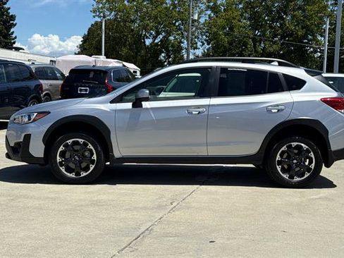 Used 2023 Subaru Crosstrek 2.0i Premium AWD/4WD image 6