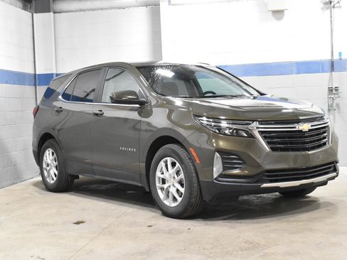 Used 2024 Chevrolet Equinox LT w/ LPO, Floor Liner Package FWD image 31