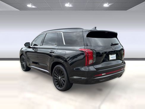 Used 2025 Hyundai Palisade Calligraphy AWD/4WD image 3