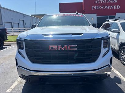 Used 2026 GMC Sierra 1500 Pro w/ Pro Value Package