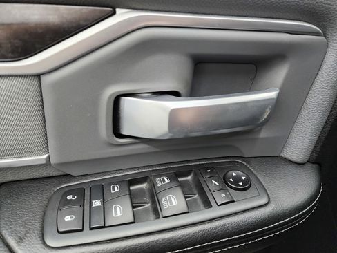 Used 2020 RAM 2500 Big Horn w/ Level 2 Equipment Group image 41