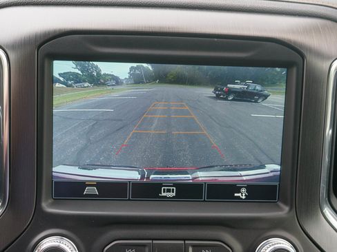 Used 2021 GMC Sierra 1500 AT4 AWD/4WD image 16