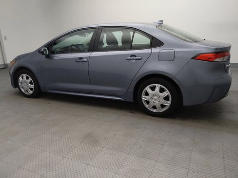Used 2021 Toyota Corolla LE FWD image 3