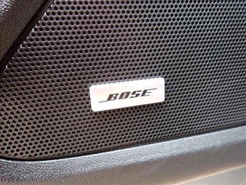 Used 2023 Chevrolet Equinox RS w/ RS Leather Package image 16