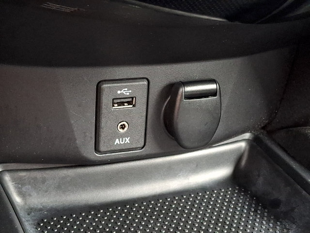 Used 2014 Nissan Rogue SV w/ SV Premium Package AWD/4WD image 24