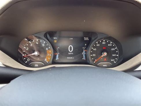 Used 2024 Jeep Compass Latitude AWD/4WD image 14
