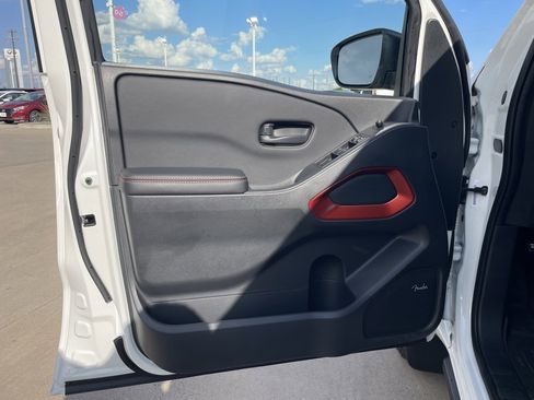 New 2026 Nissan Frontier PRO-4X w/ Pro Premium Package image 13