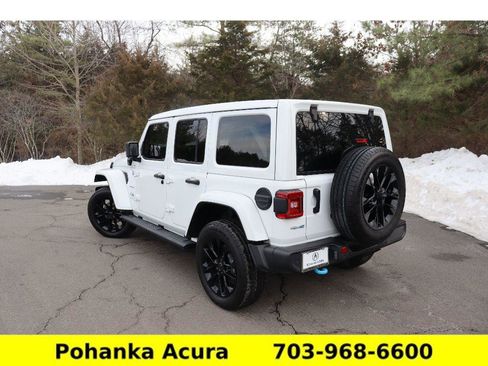 Used 2024 Jeep Wrangler Sahara w/ Technology Group image 5