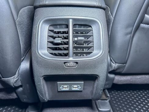 Certified 2021 Jeep Cherokee Latitude Plus image 28