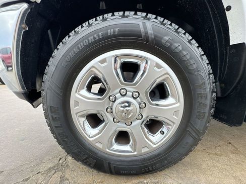 Used 2014 RAM 2500 Limited image 36