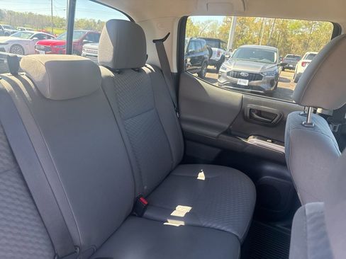 Used 2023 Toyota Tacoma SR5 w/ Technology Package AWD/4WD image 12