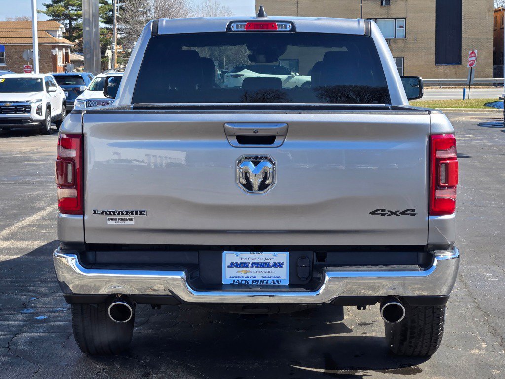 Used 2024 RAM 1500 Laramie AWD/4WD image 13