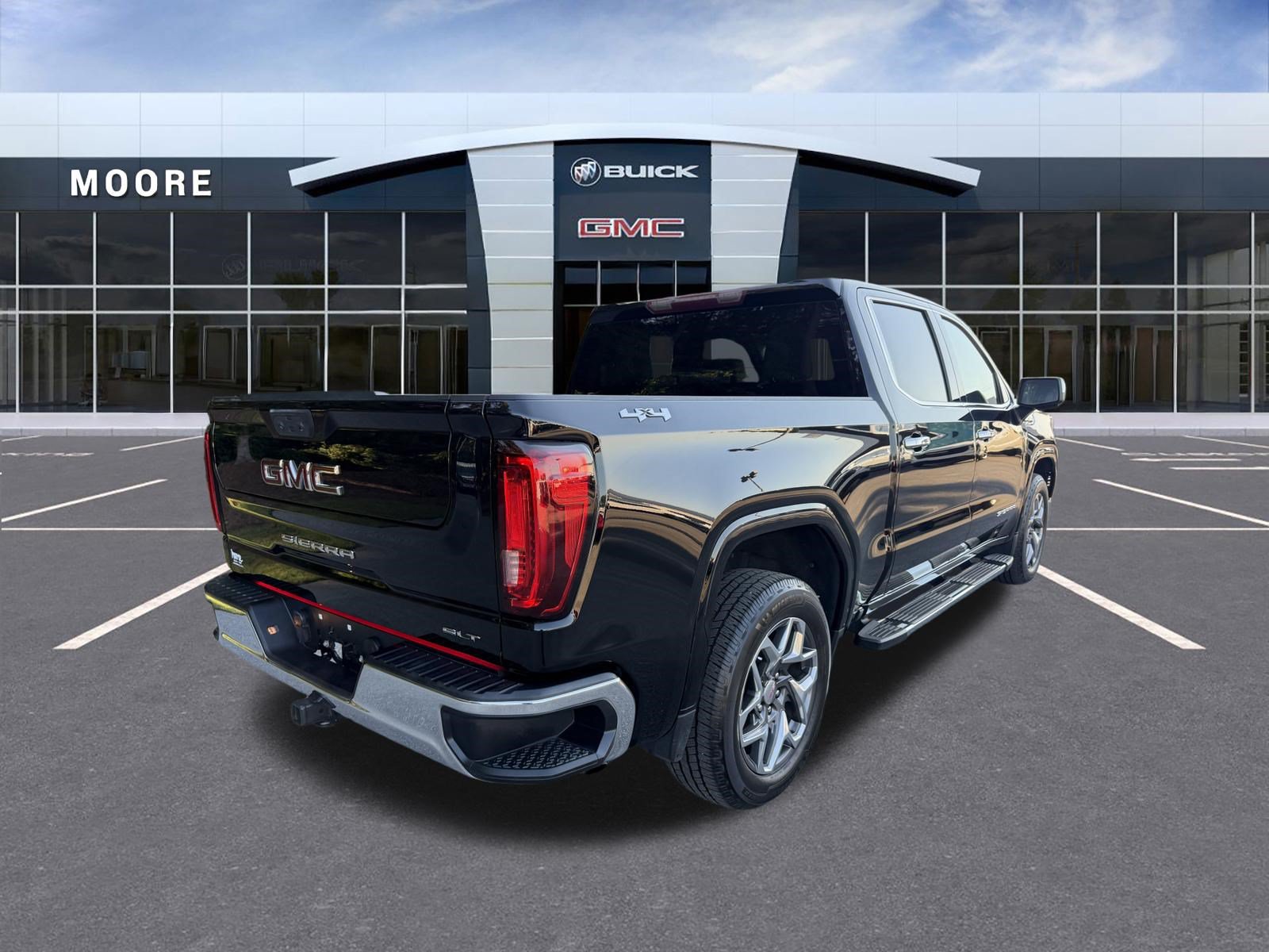 Used 2022 GMC Sierra 1500 SLT w/ SLT Convenience Package AWD/4WD image 3