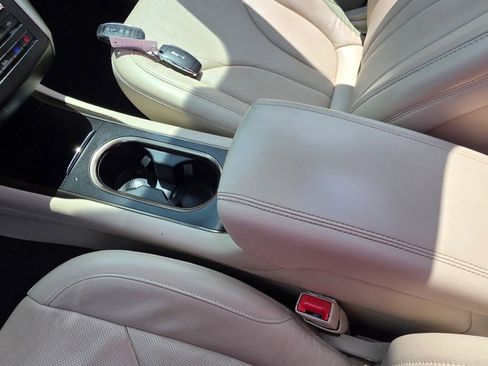 Used 2019 Lincoln MKC Reserve w/ MKC Technology Package FWD image 19