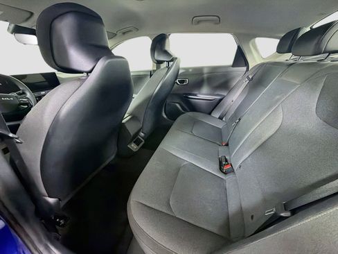 Used 2025 Kia K4 FWD image 25