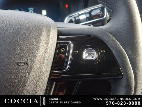 Certified 2024 Lincoln Corsair AWD image 23