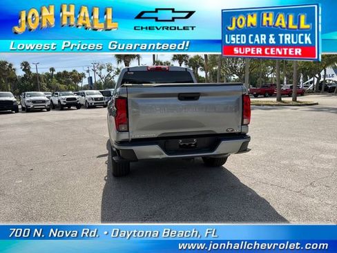 Used 2024 Chevrolet Colorado LT RWD image 10