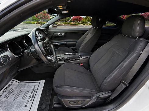 Used 2020 Ford Mustang GT w/ Equipment Group 101A RWD image 13