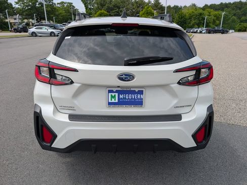 Used 2024 Subaru Crosstrek 2.0i Premium AWD/4WD image 4