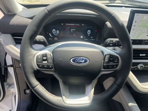 New 2026 Ford Explorer Active w/ Active Comfort Package RWD image 15