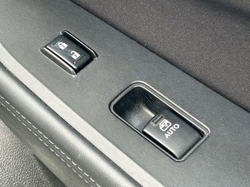 Used 2017 Subaru Legacy 2.5i Premium w/ Popular Package #1 image 34