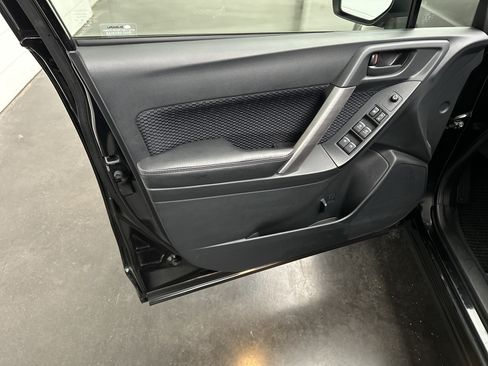 Used 2017 Subaru Forester 2.5i Premium w/ All-Weather Package AWD/4WD image 16