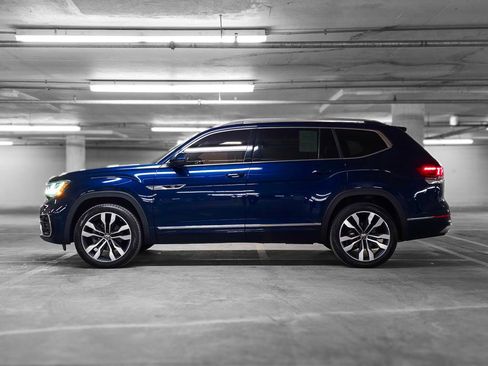 Used 2022 Volkswagen Atlas SEL Premium image 15