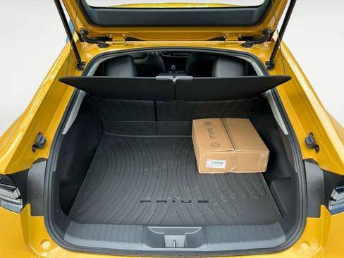 New 2026 Toyota Prius Plug-In Hybrid image 17