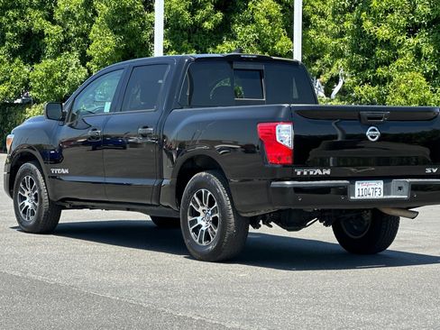 Certified 2022 Nissan Titan SV image 6