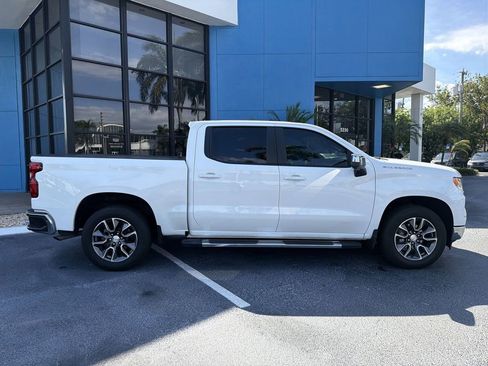 Used 2024 Chevrolet Silverado 1500 LT w/ Safety Package RWD image 9